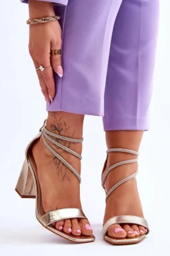 Modne Sandały Z Cyrkoniami Złote Carma