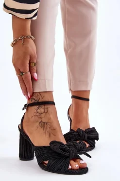 Modne Sandały Z Kokardą Na Obcasie Czarne Callum