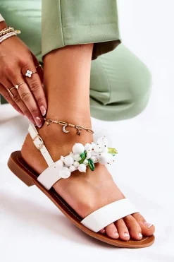 Modne Sandały Z Koralikami Białe Hally