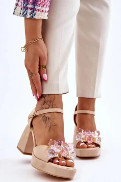 Modne Sandały Z Kryształami Na Masywnym Obcasie Beżowe Garrett