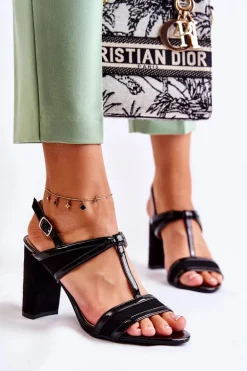 Modne Skórzane Sandałki Na Słupku Czarne Passion