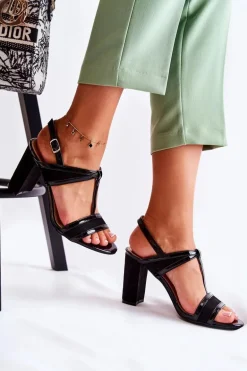 Modne Skórzane Sandałki Na Słupku Czarne Passion