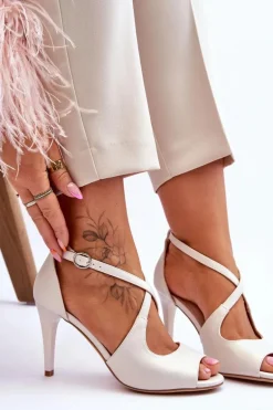 Modne Skórzane Sandałki Na Szpilce Sergio Leone SK429 Perłowe Jasnobeżowe