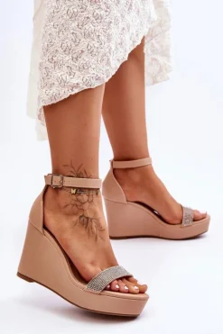 Modne Skórzane Sandały Na Koturnie Nude Arwen