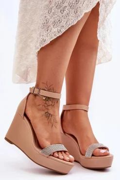 Modne Skórzane Sandały Na Koturnie Nude Arwen
