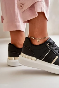 Modne Sneakersy Damskie Na Platformie Z Eko Skóry Czarne Nevisase