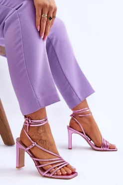 Modne Wiązane Sandały Na Obcasie Różowe Tessoro