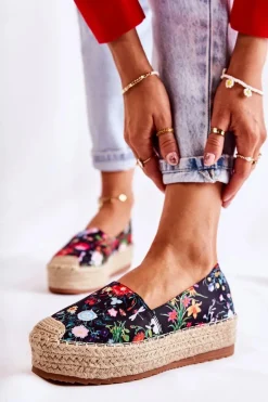 Modne Wsuwane Espadryle W Kwiaty Czarne Morice