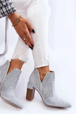Modne Zamszowe Ażurowe Botki Na Obcasie Szare Genevi