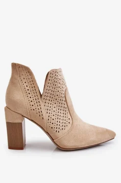 Modne Zamszowe Ażurowe Botki Na Obcasie Jasnobeżowe Genevi