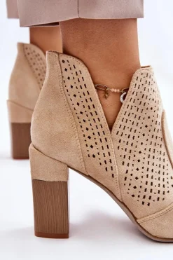 Modne Zamszowe Ażurowe Botki Na Obcasie Jasnobeżowe Genevi