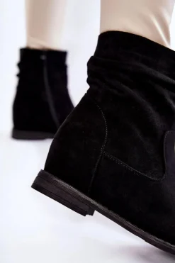 Modne Zamszowe Botki Na Ukrytym Koturnie Czarne Finney
