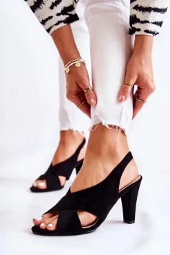 Modne Zamszowe Sandały Czarne Therala