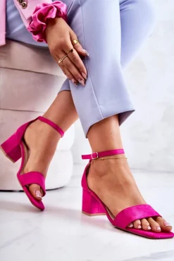 Modne Zamszowe Sandały Na Słupku Fuksja Rovena