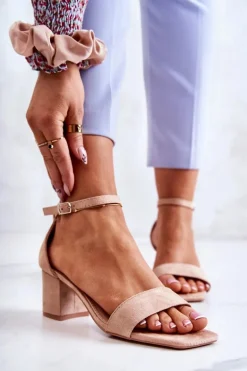 Modne Zamszowe Sandały Na Słupku Beżowe Rovena