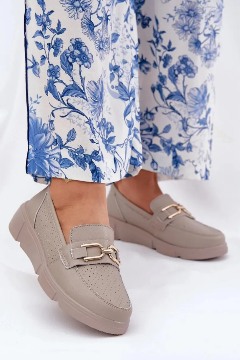 Mokasyny Damskie Skórzane Ze Złotym Detalem Vinceza 88007 Ciemnobeżowe