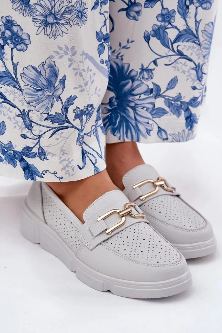 Mokasyny Damskie Skórzane Ze Złotym Detalem Vinceza 88007 Jasnoszare