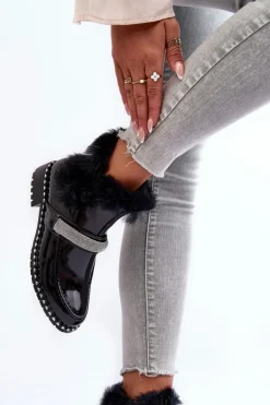 Niskie Botki Lakierowane Z Futerkiem I Ozdobą S.Barski MR870-74 Czarne