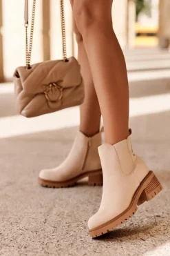 Niskie Klasyczne Zamszowe Botki Sztyblety Jasnobeżowe Lalyllis