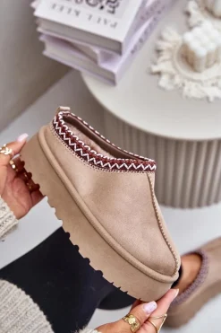 Niskie Śniegowce Damskie Z Haftem Na Platformie Ciemnobeżowe Narirya