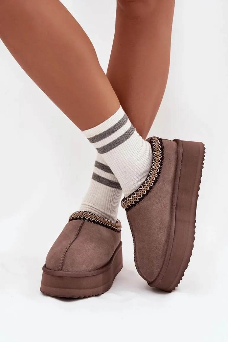 Niskie Zamszowe Śniegowce Damskie Z Haftem Na Platformie Vinceza 97960 Brązowe