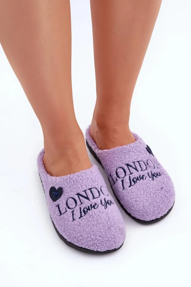 Obuwie Domowe Kapcie Damskie Z Napisem I Futerkiem Typu Baranek Inblu ET000027 Fioletowe
