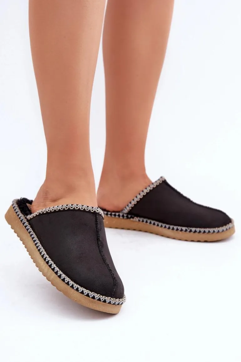 Obuwie Domowe Kapcie Z Haftem Damskie Inblu EY000028 Czarne