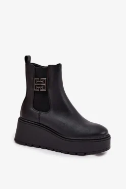 Ocieplane Botki Damskie Na Koturnie Z Ozdobnym Detalem Vinceza 58551 Czarne