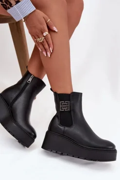 Ocieplane Botki Damskie Na Koturnie Z Ozdobnym Detalem Vinceza 58551 Czarne