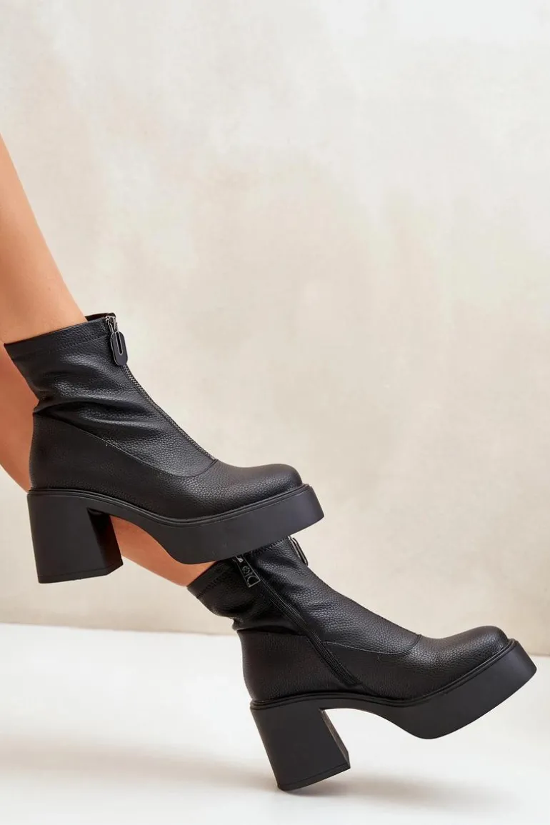 Ocieplane Botki Damskie Na Platformie I Słupku Czarne Vinceza 66715