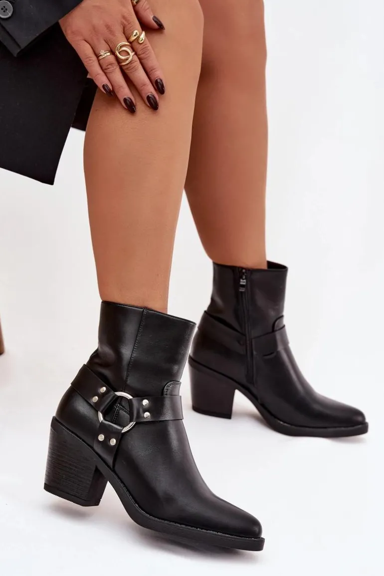 Ocieplane Botki Damskie Na Słupku Z Ozdobnym Elementem Czarne Jurelle