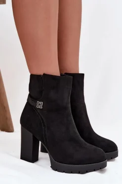 Ocieplane Botki Damskie Na Słupku Z Ozdobnym Paskiem Czarne Zayna