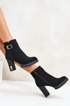 Ocieplane Botki Damskie Na Słupku Ze Złotą Klamrą Czarne Taitra