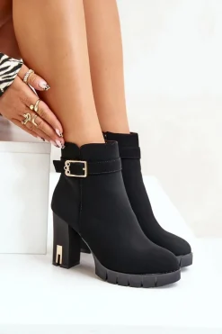 Ocieplane Botki Damskie Na Słupku Ze Złotą Klamrą Czarne Taitra