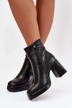 Ocieplane Botki Damskie Na Słupku Z Ozdobnym Paskiem Czarne Giordina