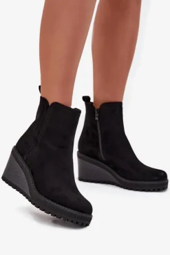Ocieplane Botki Na Koturnie Z Eko Zamszu Czarne Mavona
