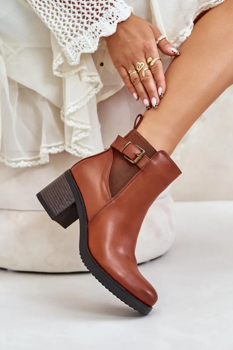 Ocieplane Botki Na Obcasie Eko Skórzane Z Klamrą Camel Eriliana