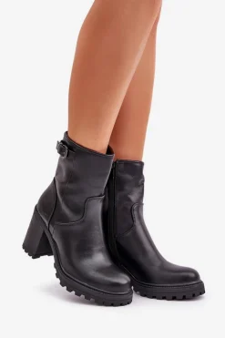 Ocieplane Botki Na Słupku Z Klamrą Czarne Selavia