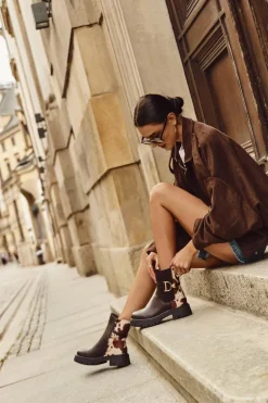 Ocieplane Botki Sztyblety Damskie Ze Złotym Detalem W Łaty Brązowe Priscilla