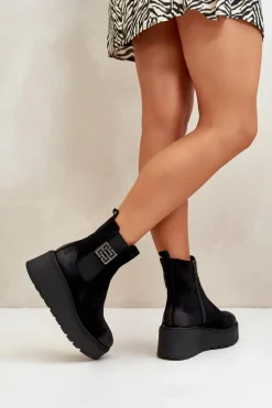Ocieplane Botki Sztyblety Damskie Na Koturnie I Platformie Z Eko Zamszu Czarne Vinceza 58339