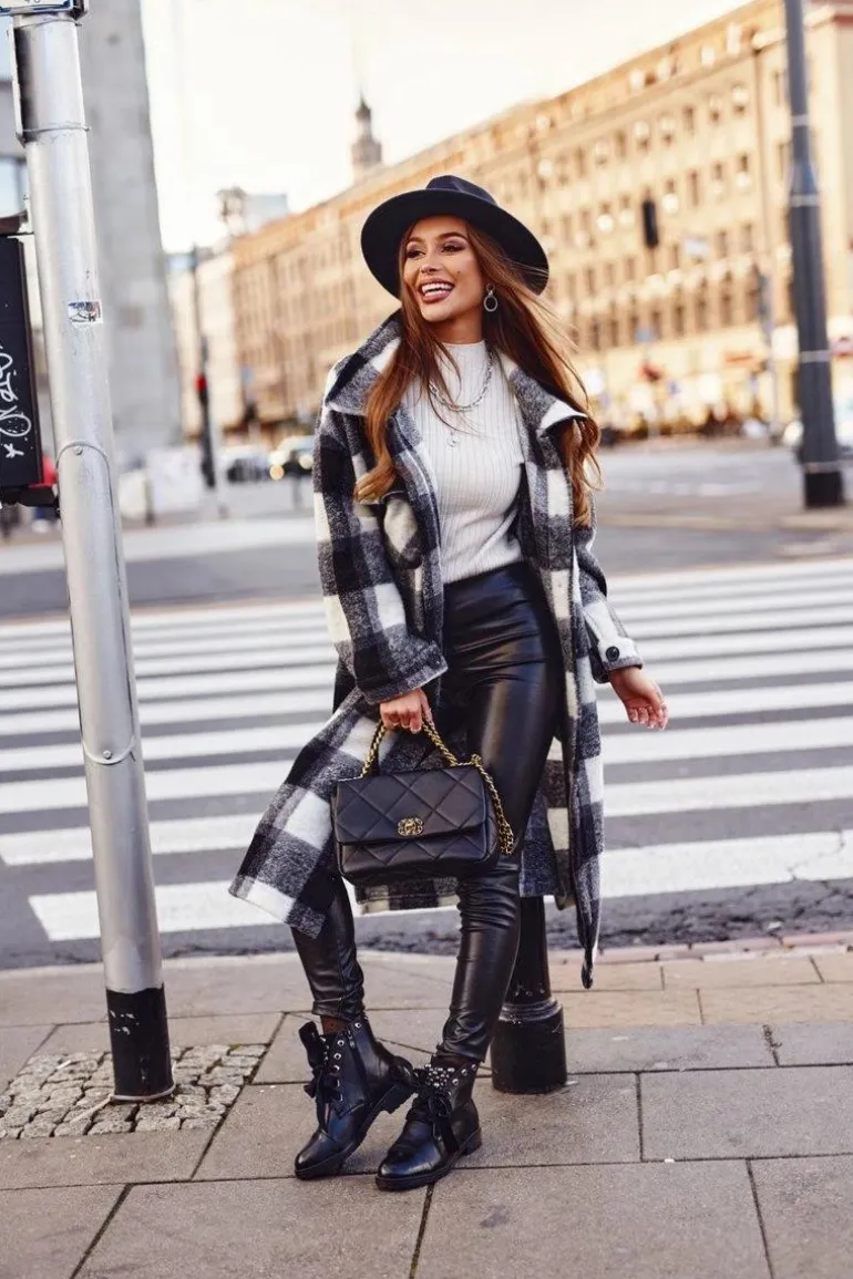 Ocieplane Botki Z Metalowymi Perełkami I Wstążką Czarne Perla