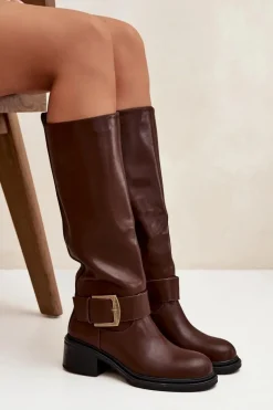 Ocieplane Kozaki Damskie Na Klocku Z Klamrą Czekoladowe Raphaela