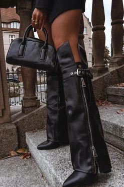 Ocieplane Kozaki Damskie Za Kolano Na Słupku Z Paskiem Klamrą I Srebrnym Zamkiem Czarne Reisa