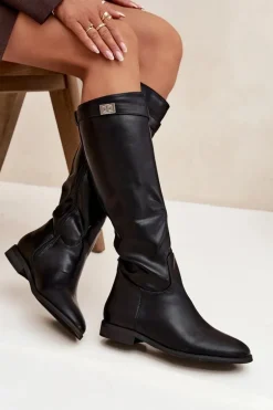 Ocieplane Kozaki Damskie Na Płaskim Obcasie Z Paskiem I Srebrnym Detalem Czarne Geraline