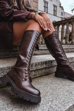 Ocieplane Sznurowane Kozaki Damskie Czekoladowe Meliora