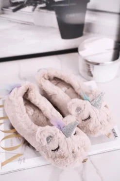 Papcie Damskie Futrzane Jednorożce Beżowe Rainbow