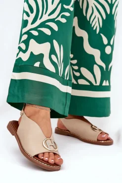 Płaskie Eleganckie Sandały Z Ozdobą Beżowe Iseliria