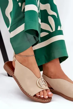 Płaskie Eleganckie Sandały Z Ozdobą Beżowe Iseliria