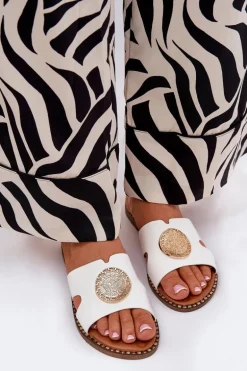 Płaskie Klapki Damskie Z Ozdobnym Detalem Białe Oferry