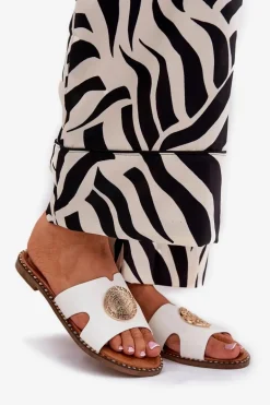 Płaskie Klapki Damskie Z Ozdobnym Detalem Białe Oferry